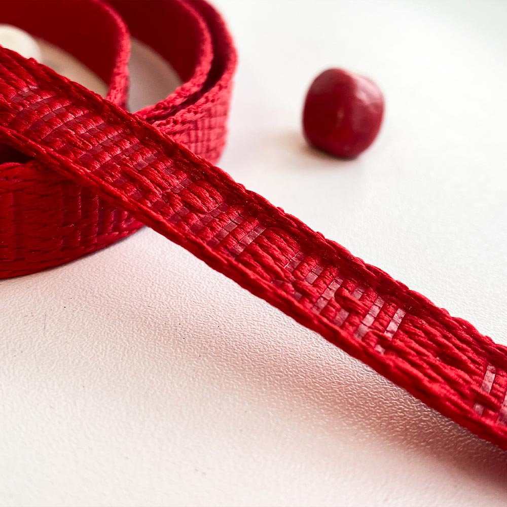 тиснение на шнурах на заказ