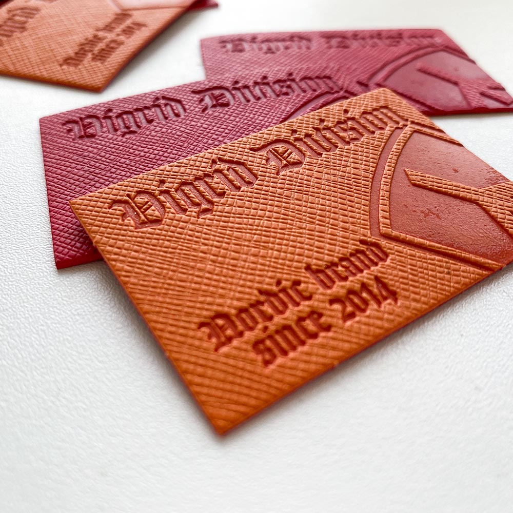 этикетки кожзам