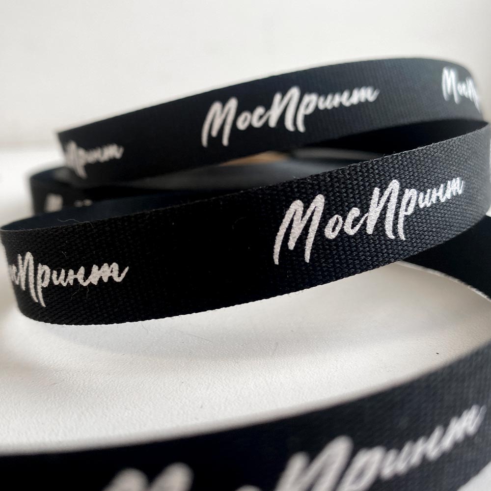 печать на атласе ленты